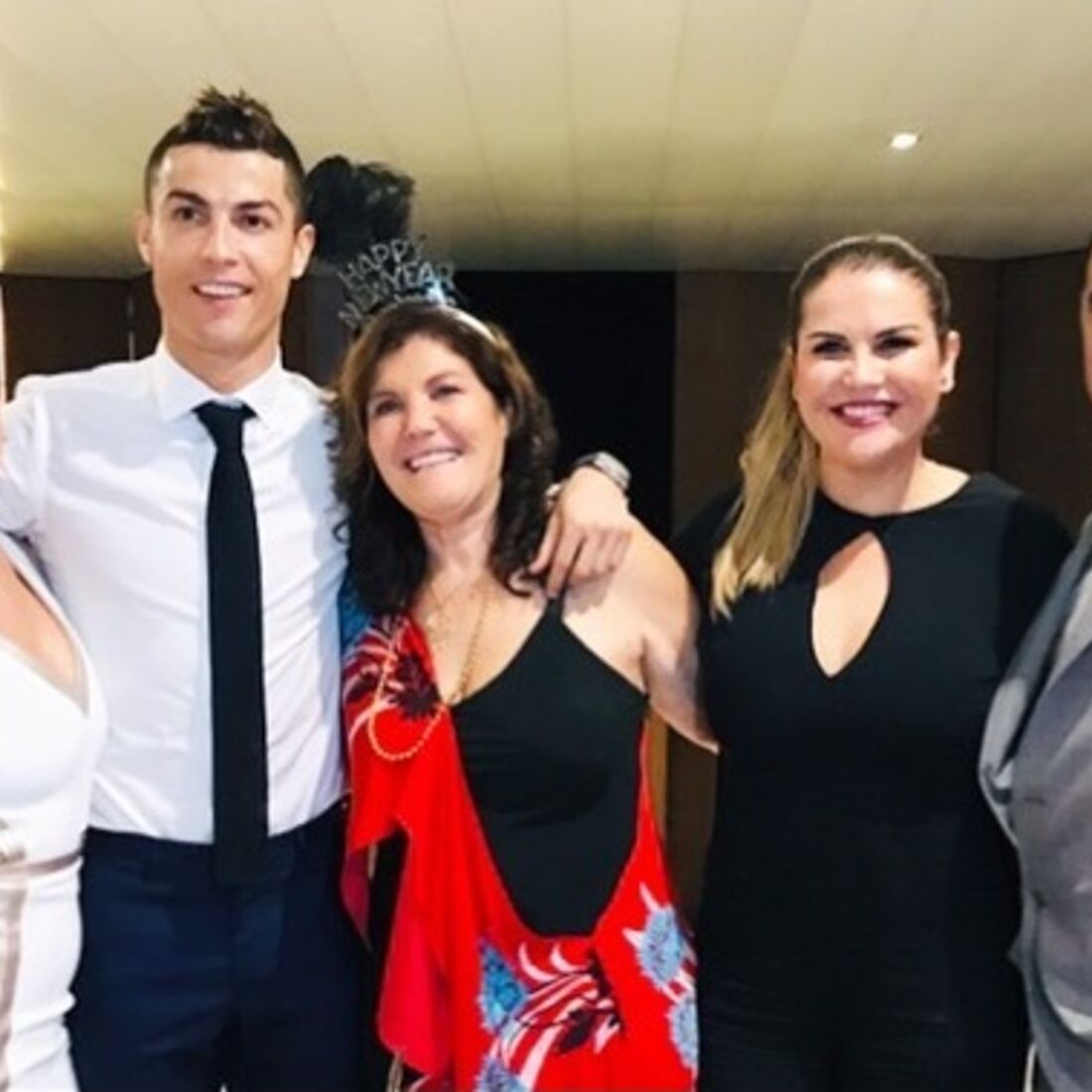 Família Aveiro. Cristiano Ronaldo, Elma, Dolores, Katia e Hugo