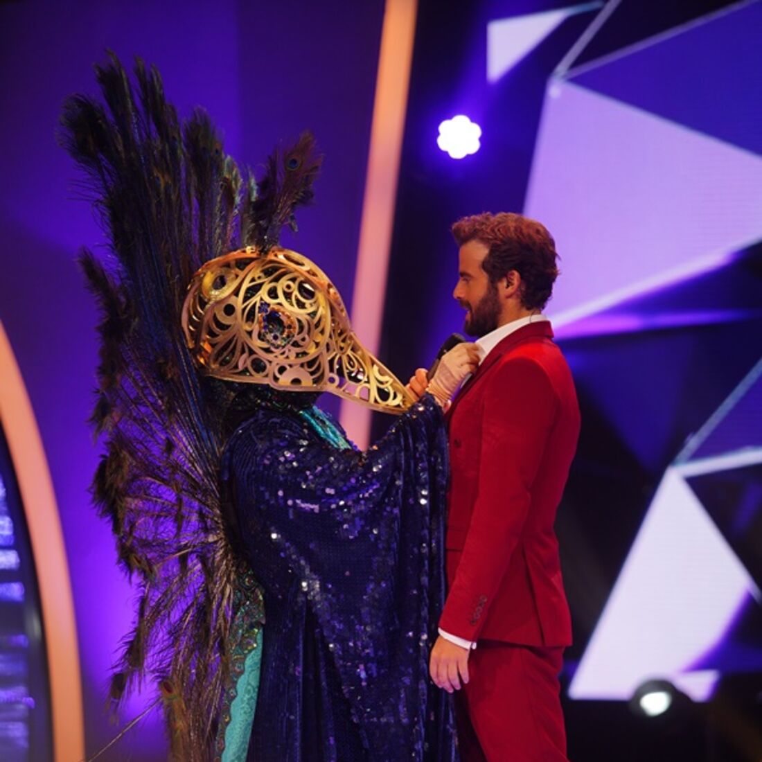 a máscara, joão manzarra, concorrentes, vencedora, Rita guerra, pavão, sic, Raquel Tavares, sara Carreira, Mariana Pacheco, windoh