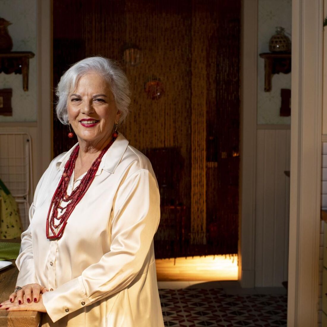 Lídia Franco, atriz, na corda bamba, atriz