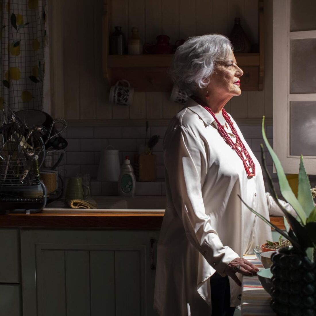 Lídia Franco, atriz, na corda bamba, atriz