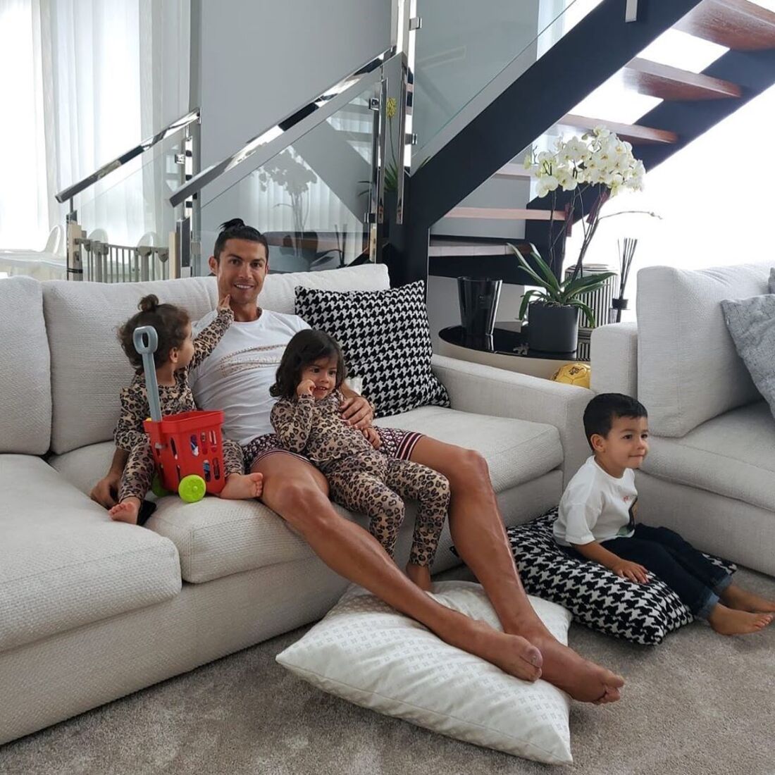 Cristiano Ronaldo com os filhos
