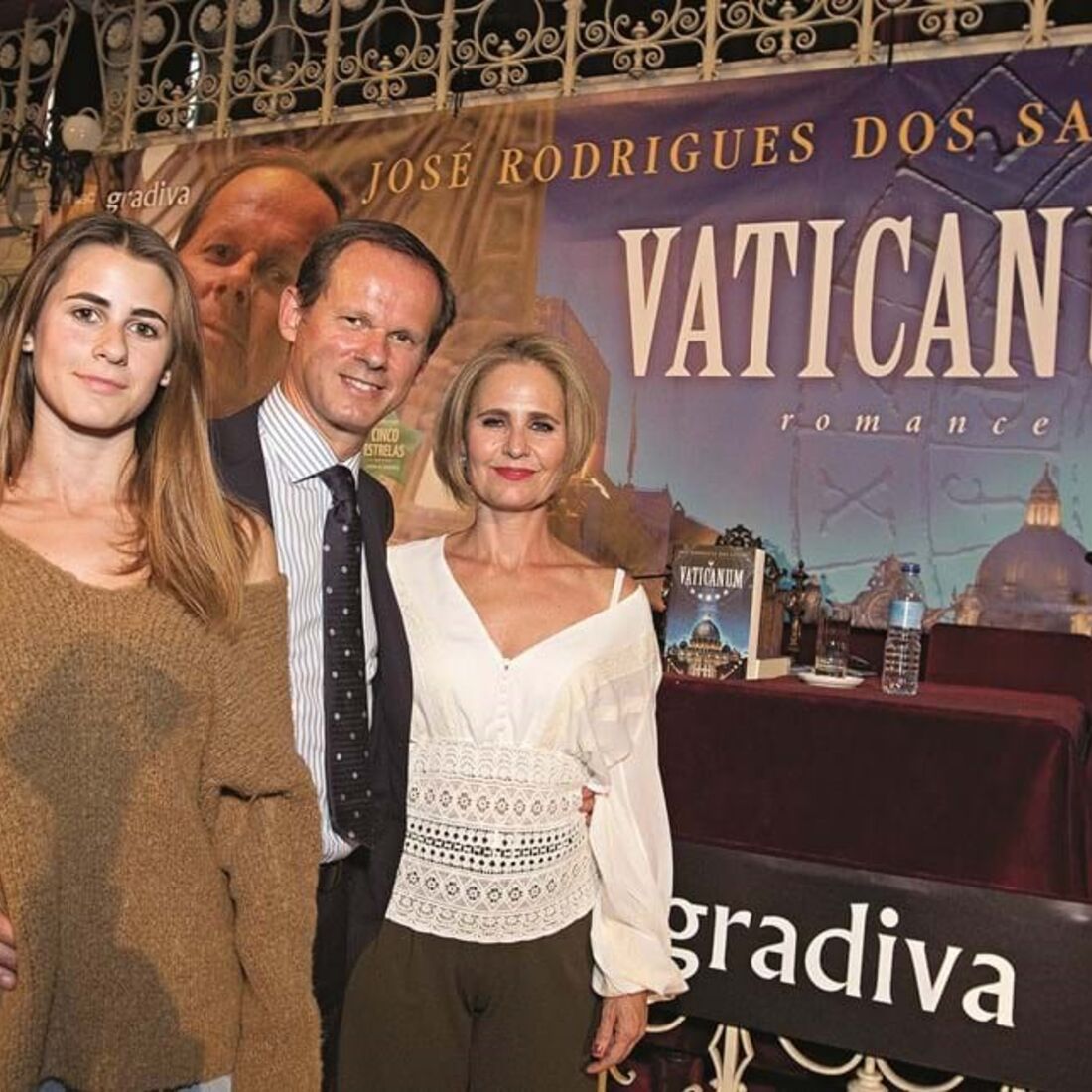 José Rodrigues dos Santos, Florbela Cardoso, Catarina, jornalista, RTP, escritor, pivô 