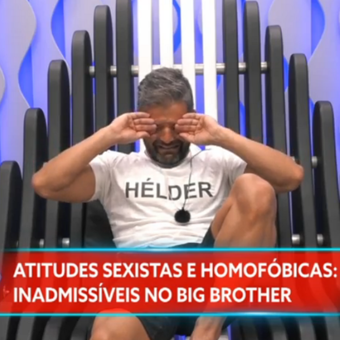 Hélder em lágrimas com bronca de Cláudio Ramos