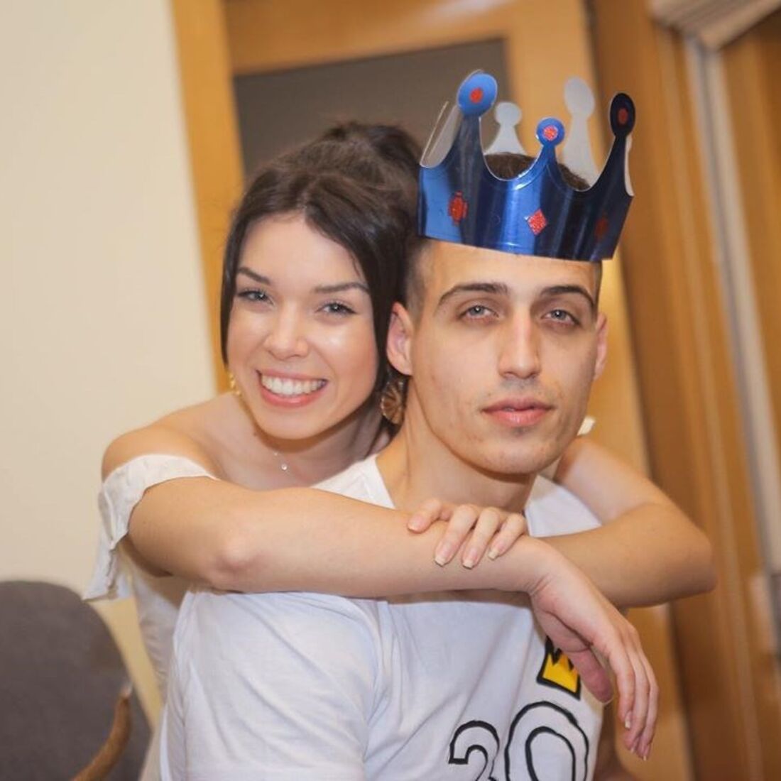 Pedro Moreira, Isabela Cardinali