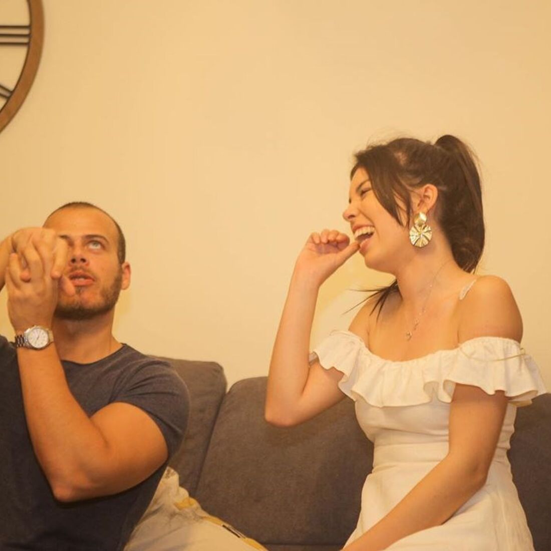 Pedro Moreira, Isabela Cardinali