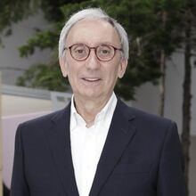 Júlio Isidro