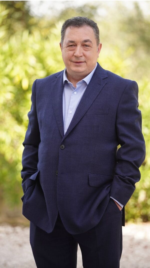 António Gonçalves e Neuza , Agricultores
