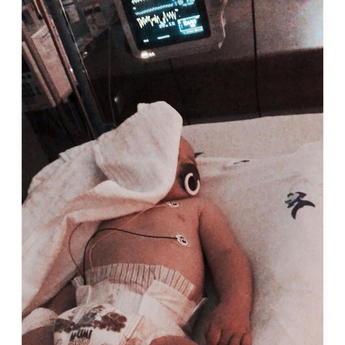 maria, lourenço, o noivo é que sbae