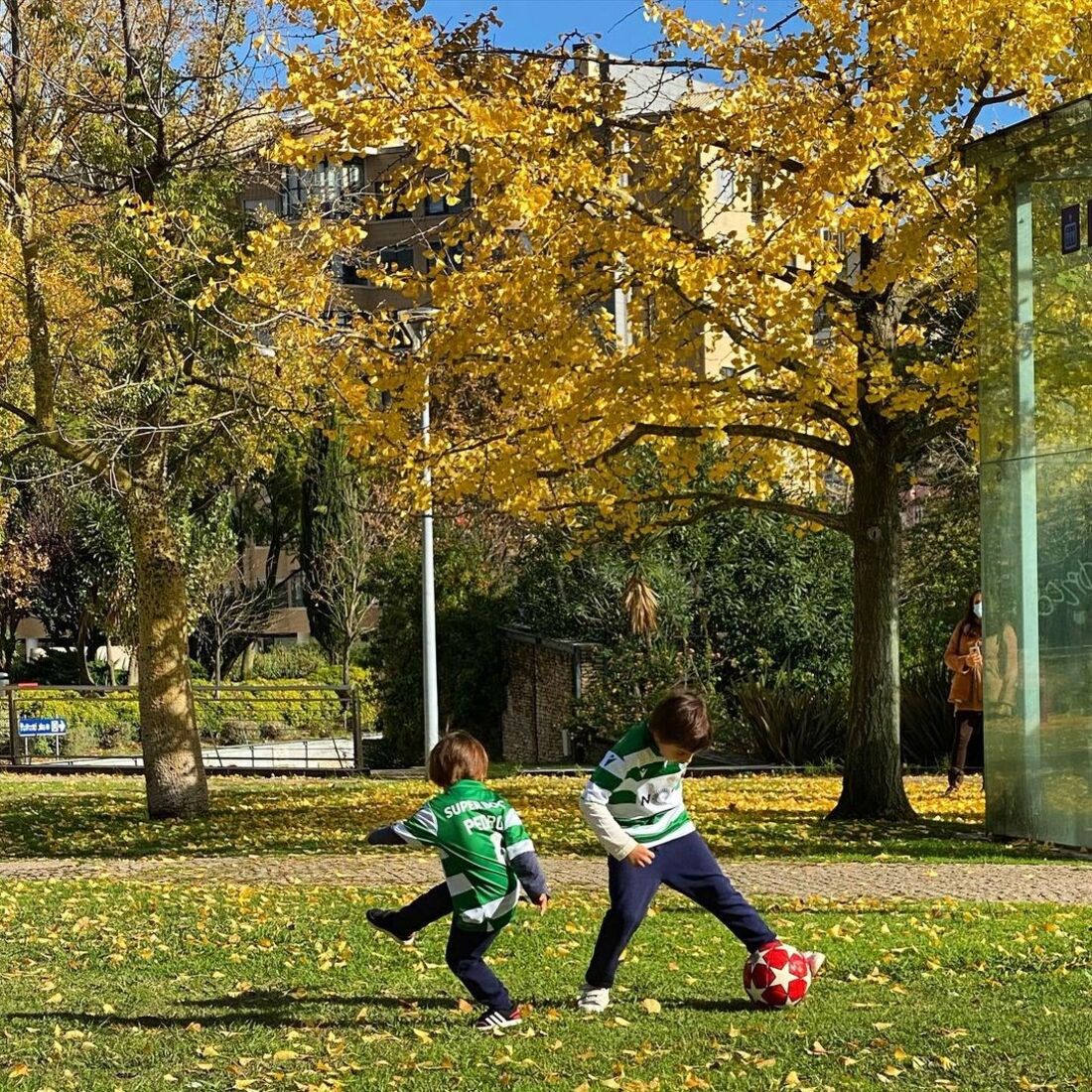tânia ribas de oliveira