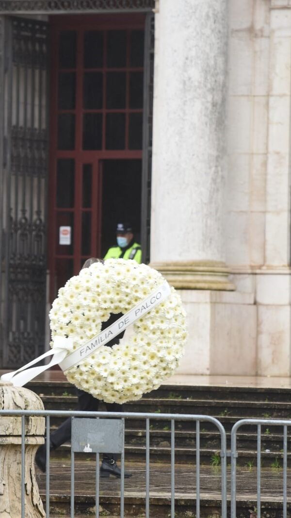Funeral Sara Carreira