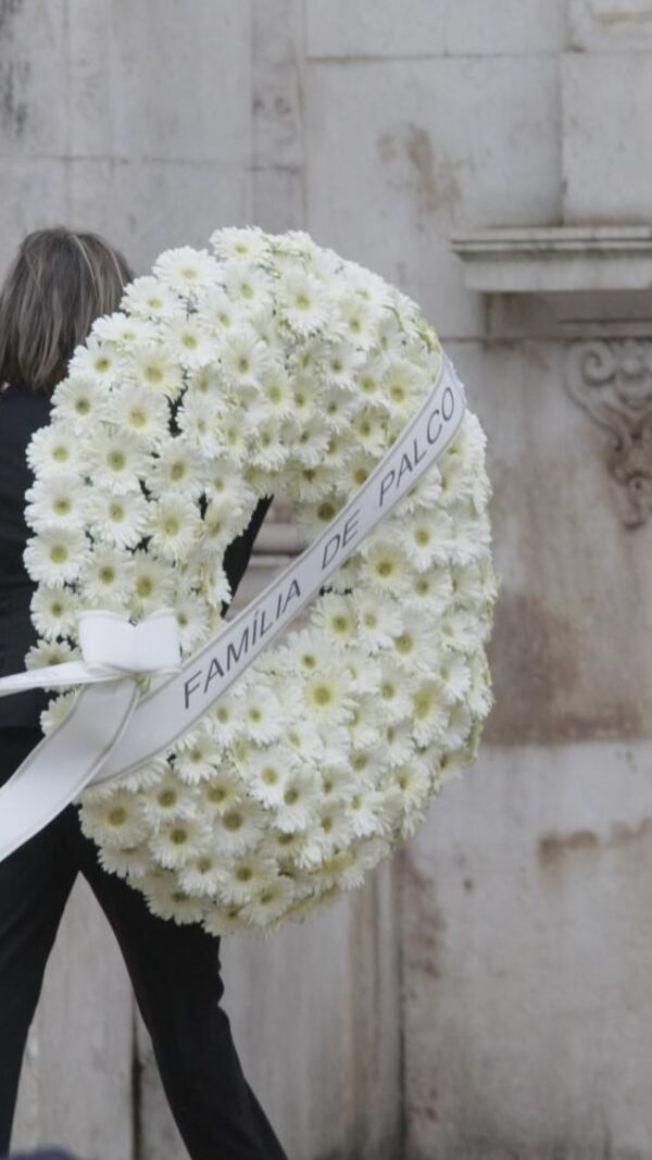 Funeral Sara Carreira