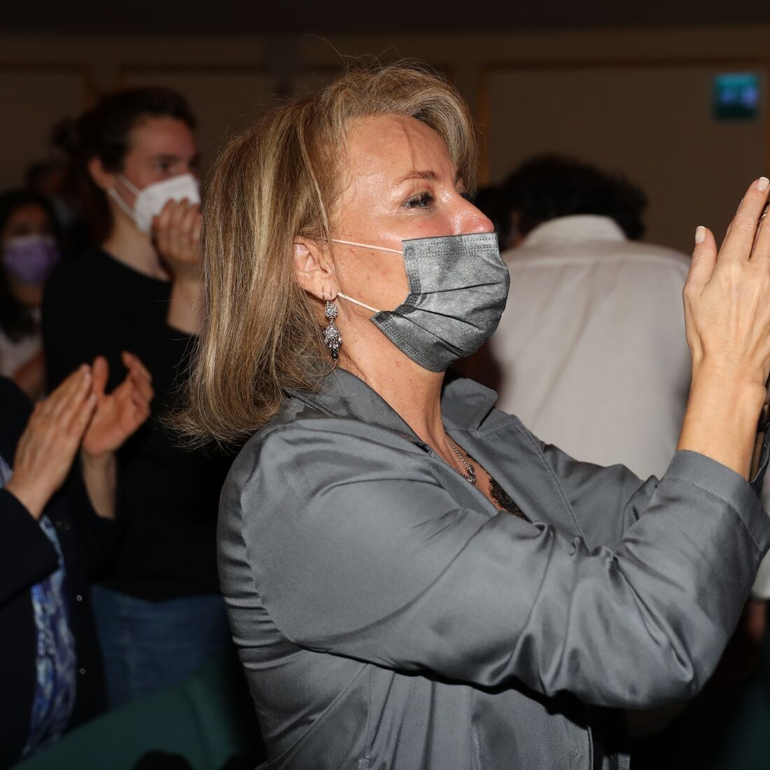 Alexandra Piet-Hein no teatro em família com a filha Margarida