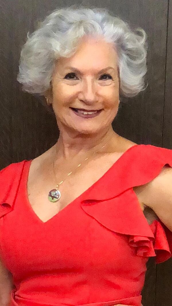 Laura Braz, All Together Now