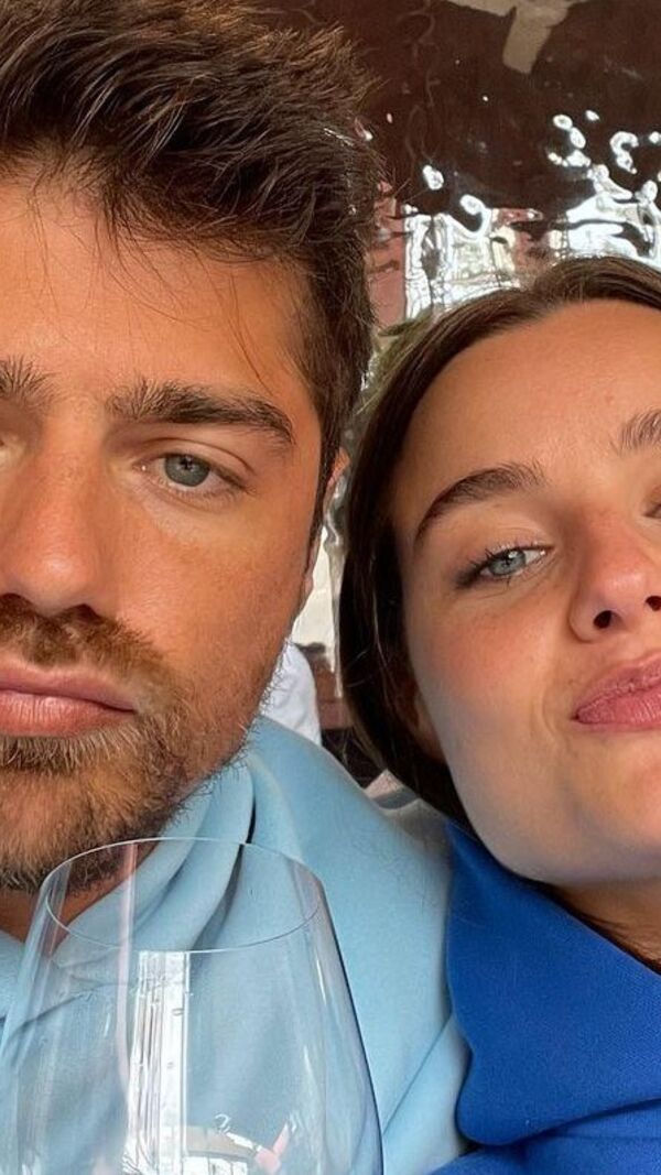 Kelly Bailey, Lourenço Ortigão
