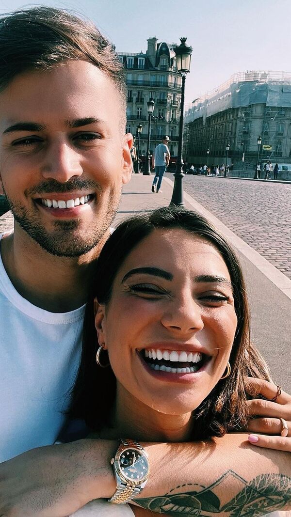 Carolina Carvalho Santos, David Carreira