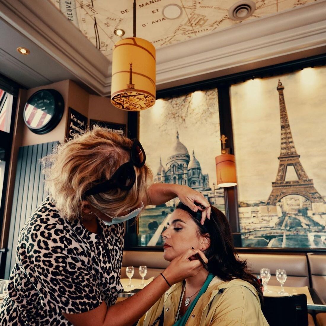 Festa é Festa, Paris