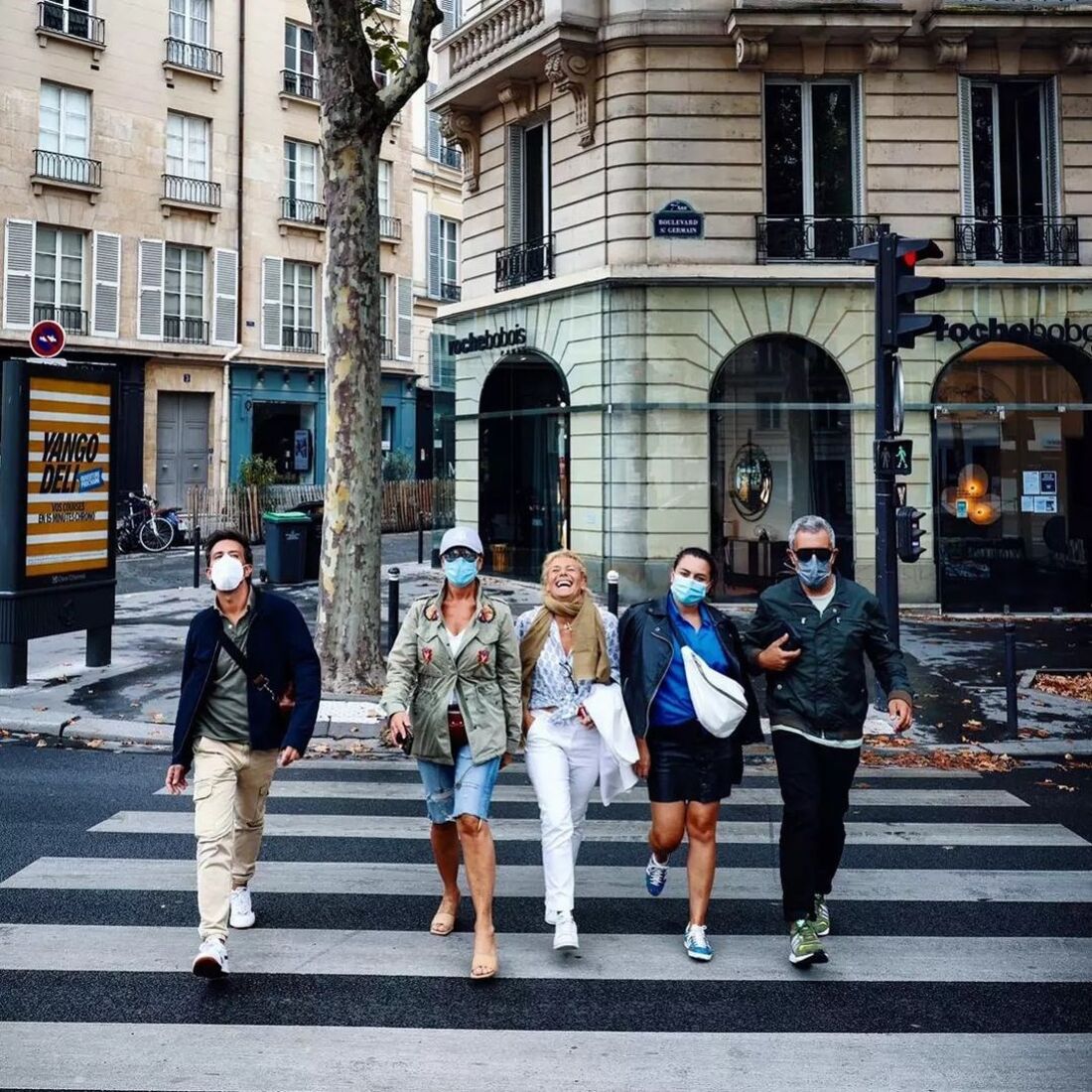 Festa é Festa, Paris