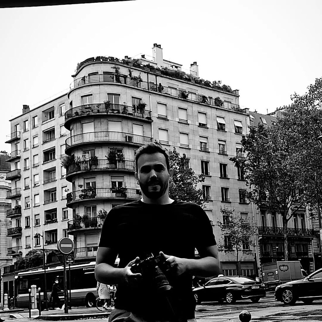 Pedro Teixeira, Festa é Festa, Paris