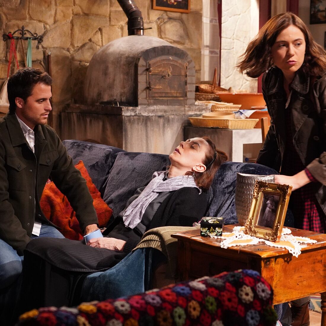 Maria João Abreu, no papel de Sãozinha, na novela 'A Serra'