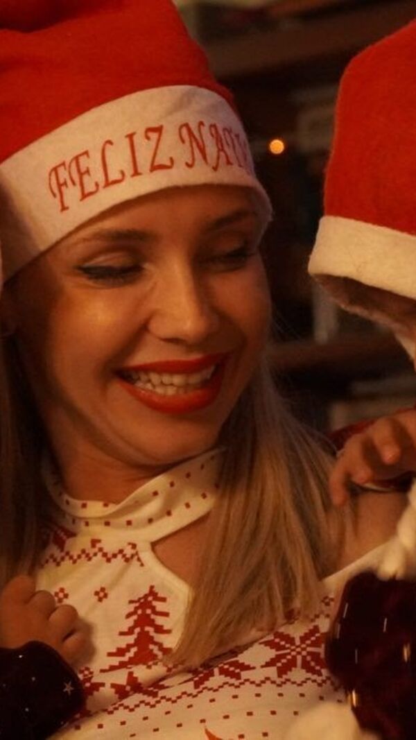 Luciana Abreu com as filhas