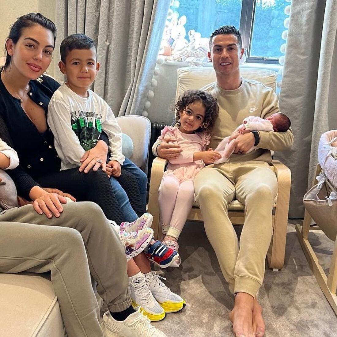 Cristiano Ronaldo, Georgina Rodriguez, Alana, Mateo, Eva, Cristianinho