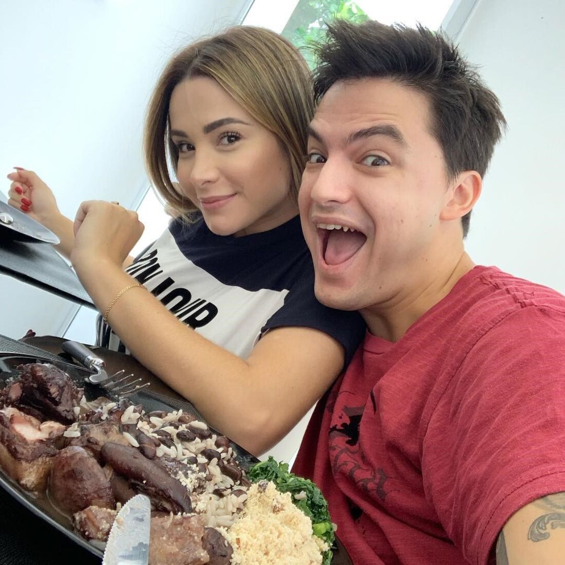 Bruna Gomes e Felipe Neto