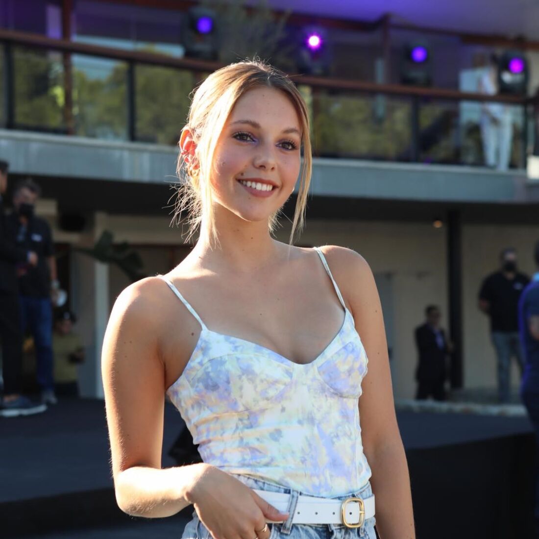 Laura Dutra, Tristan Roberts