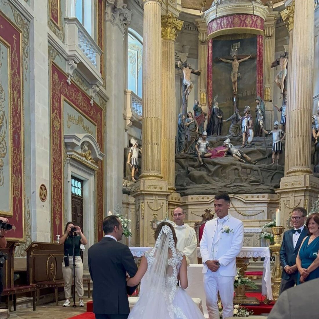 Isabela Cardinali e Pedro Moreira 