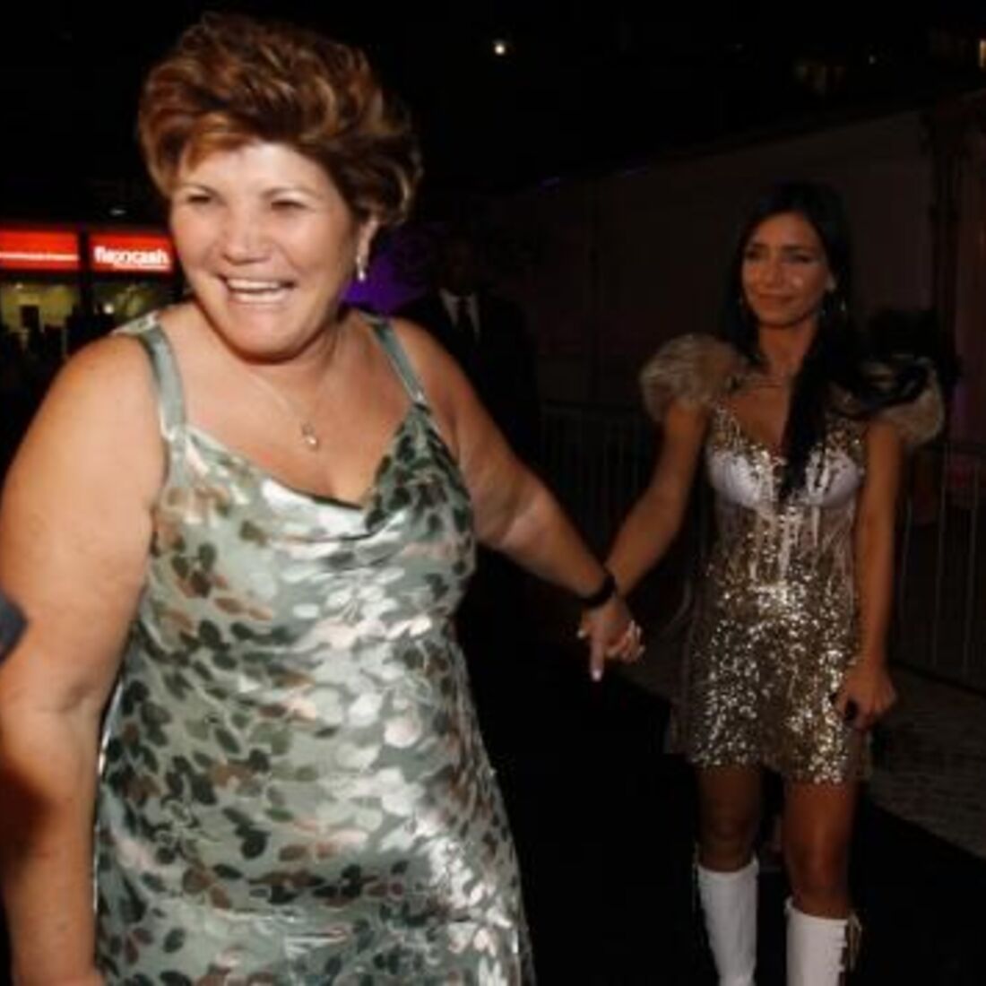 Luciana Abreu e Dolores Aveiro