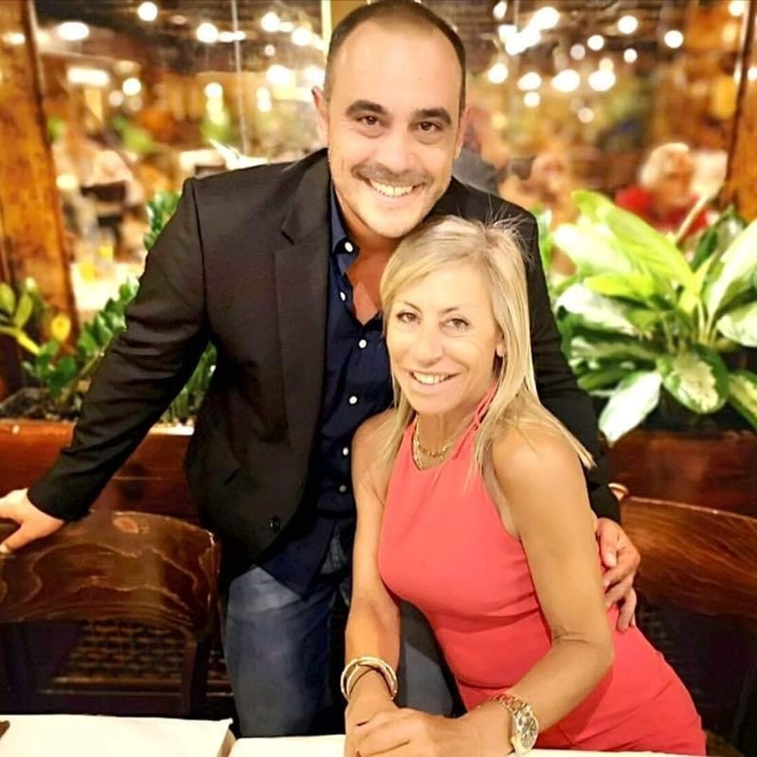  Zulmira Ferreira com o filho, Eddie Ferrer