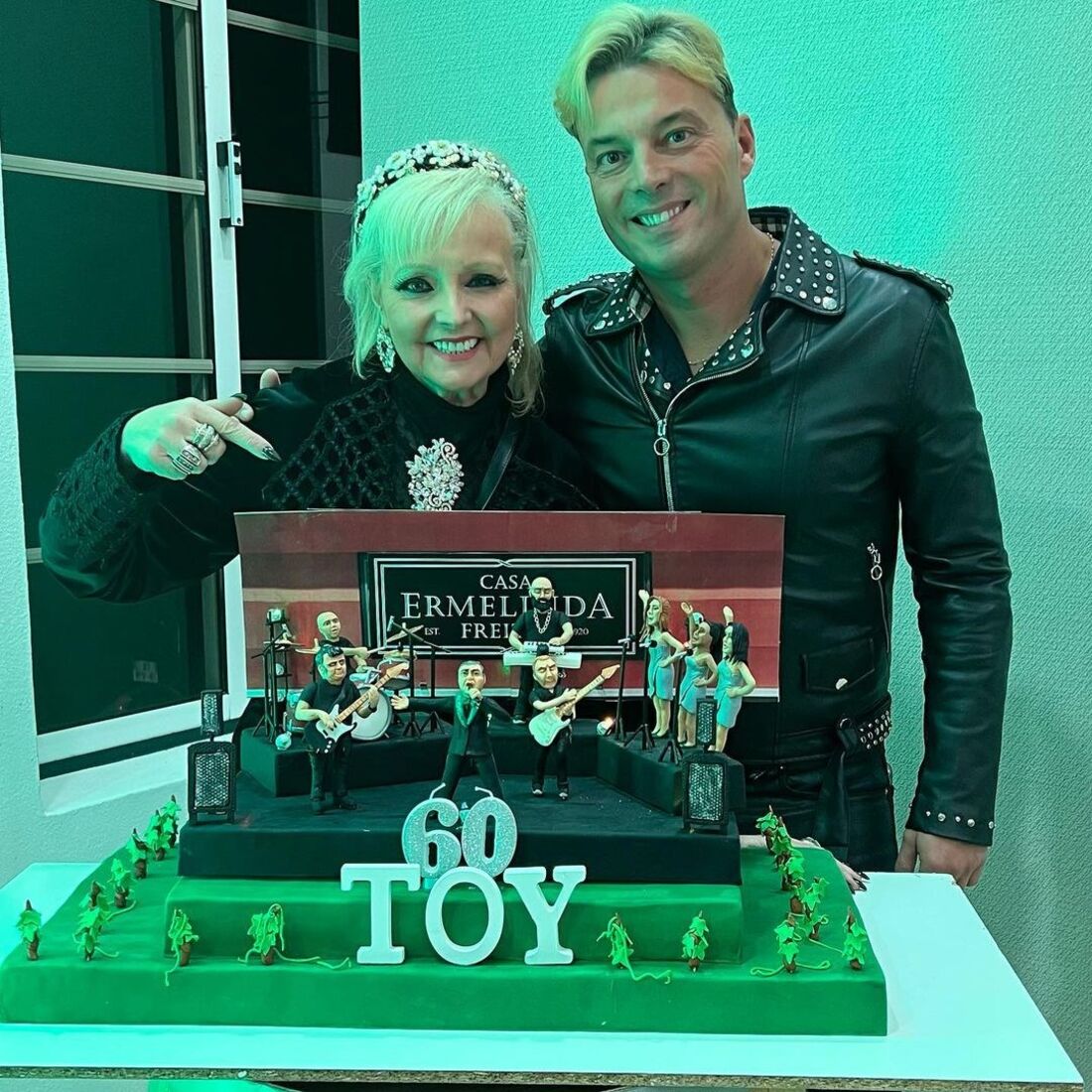 Aniversário de Toy, Ágata e Sérgio Rossi