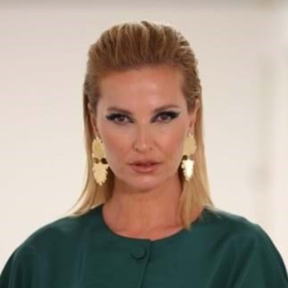 Cristina Ferreira, vestido, Carolina Herrera