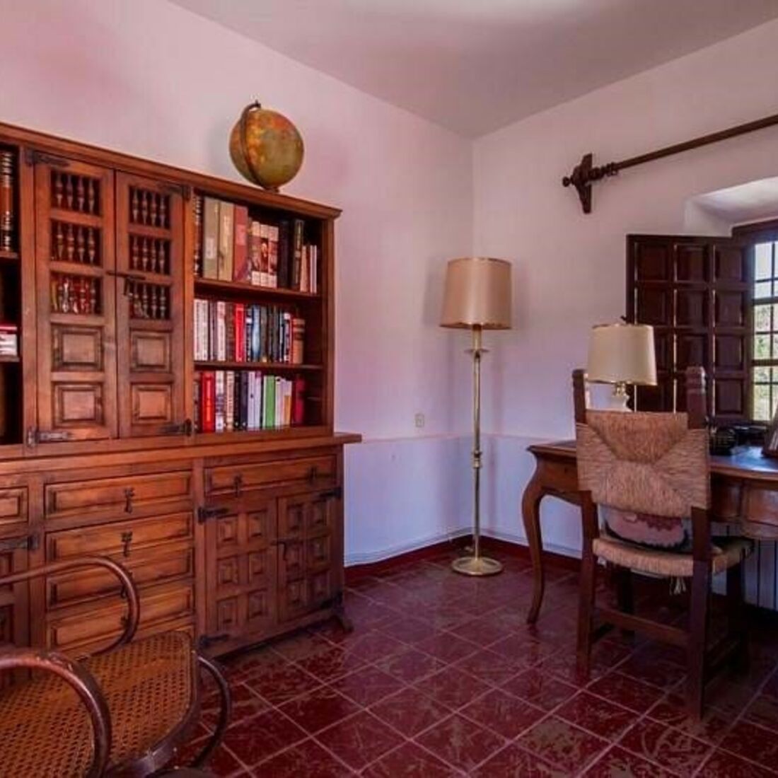 El Recreo de San Cayetano, Maria Cerqueira Gomes, Cayetano Rivera