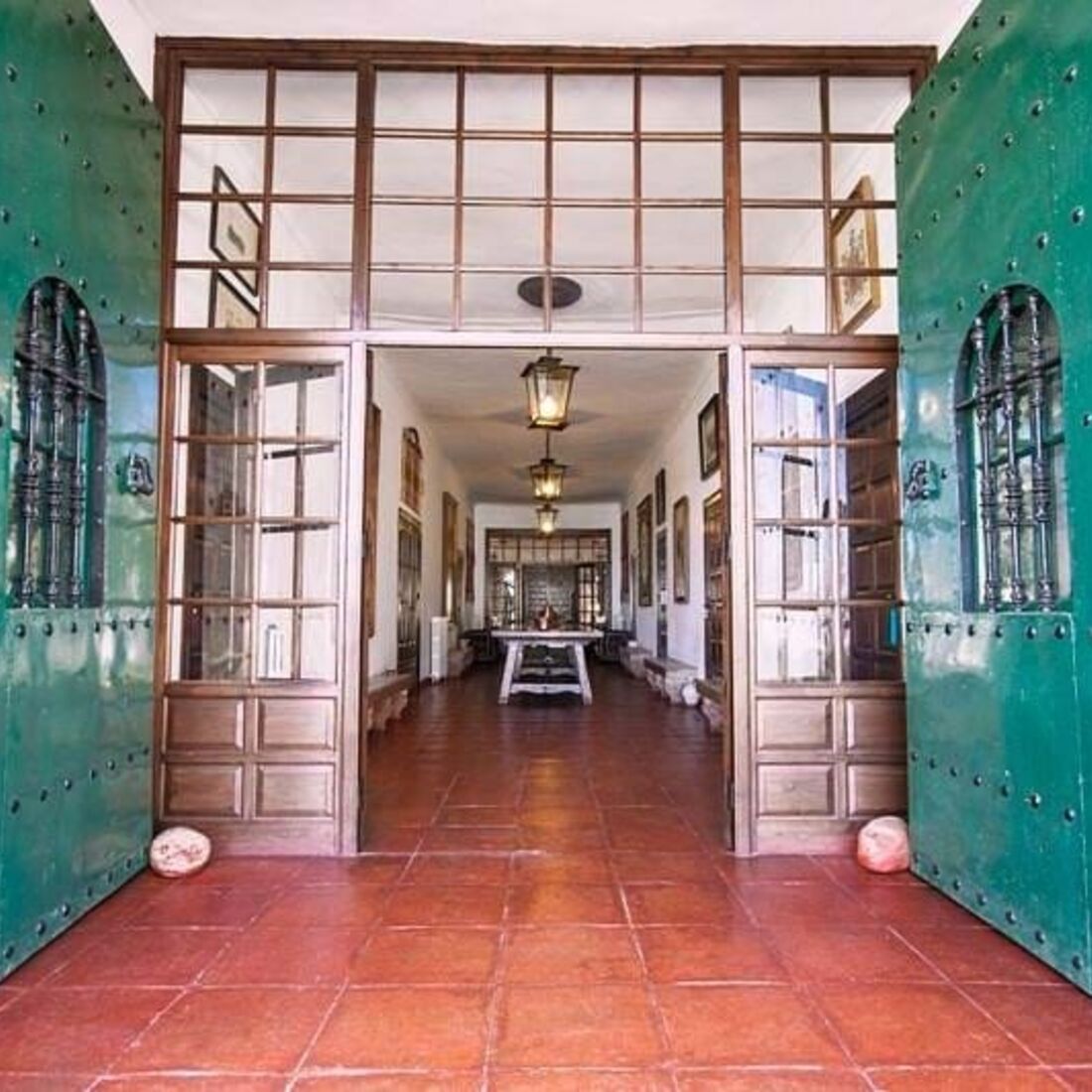 El Recreo de San Cayetano, Maria Cerqueira Gomes, Cayetano Rivera