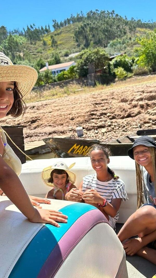 Luciana Abreu, Lyonce, Lyanni, Amoor, Valentine,