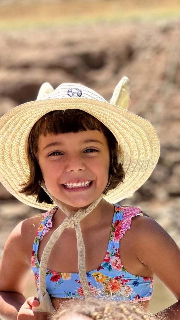 Luciana Abreu, Lyonce, Lyanni, Amoor, Valentine,