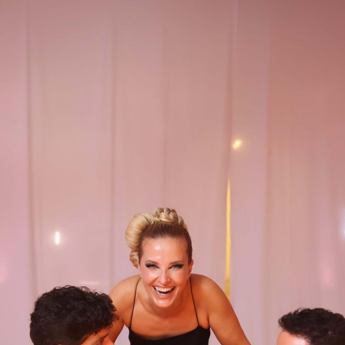 Cristina Ferreira, Catarina Duarte, Claudio Ramos, Maria Cerqueira Gomes, Sofia Ribeiro, Ruben Rua, Bruna Gomes,  Jorge Frade, Pedro Teixeira, Bruno Cabrerizo, Ana Brito e Cunha, Silvia Rizzo