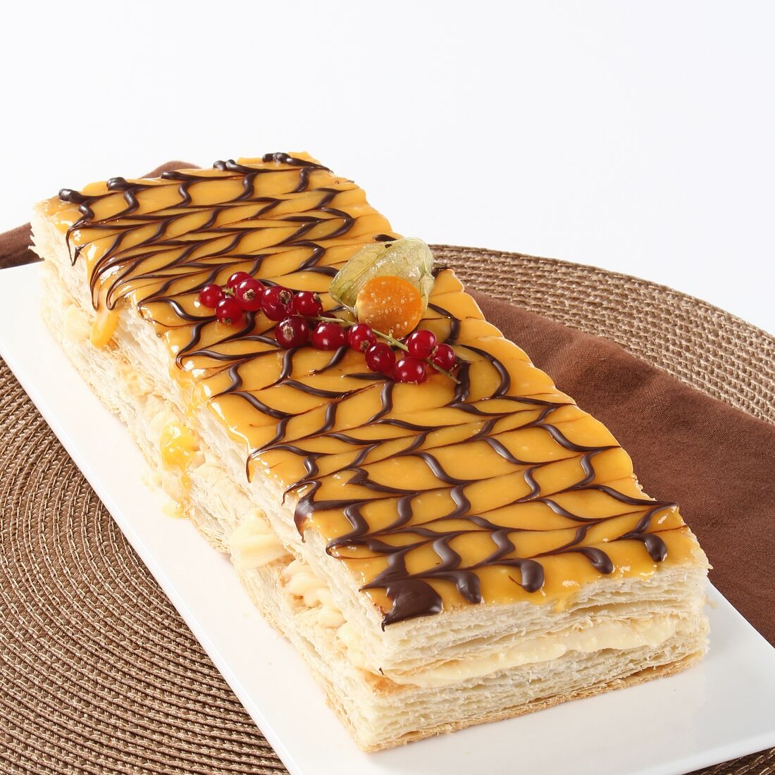 mil-folhas com doce de ovos