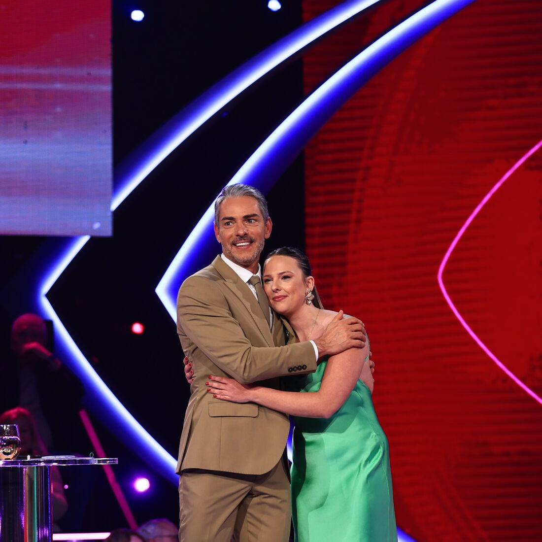 Cláudio Ramos, Catarina Ribeiro