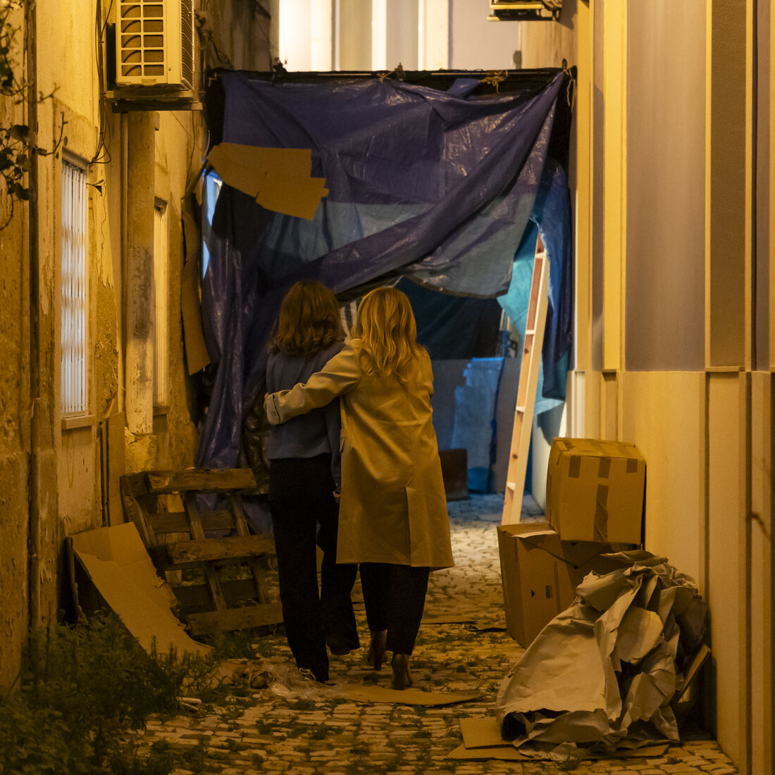 Cacau: Sal e Simone vivem na rua