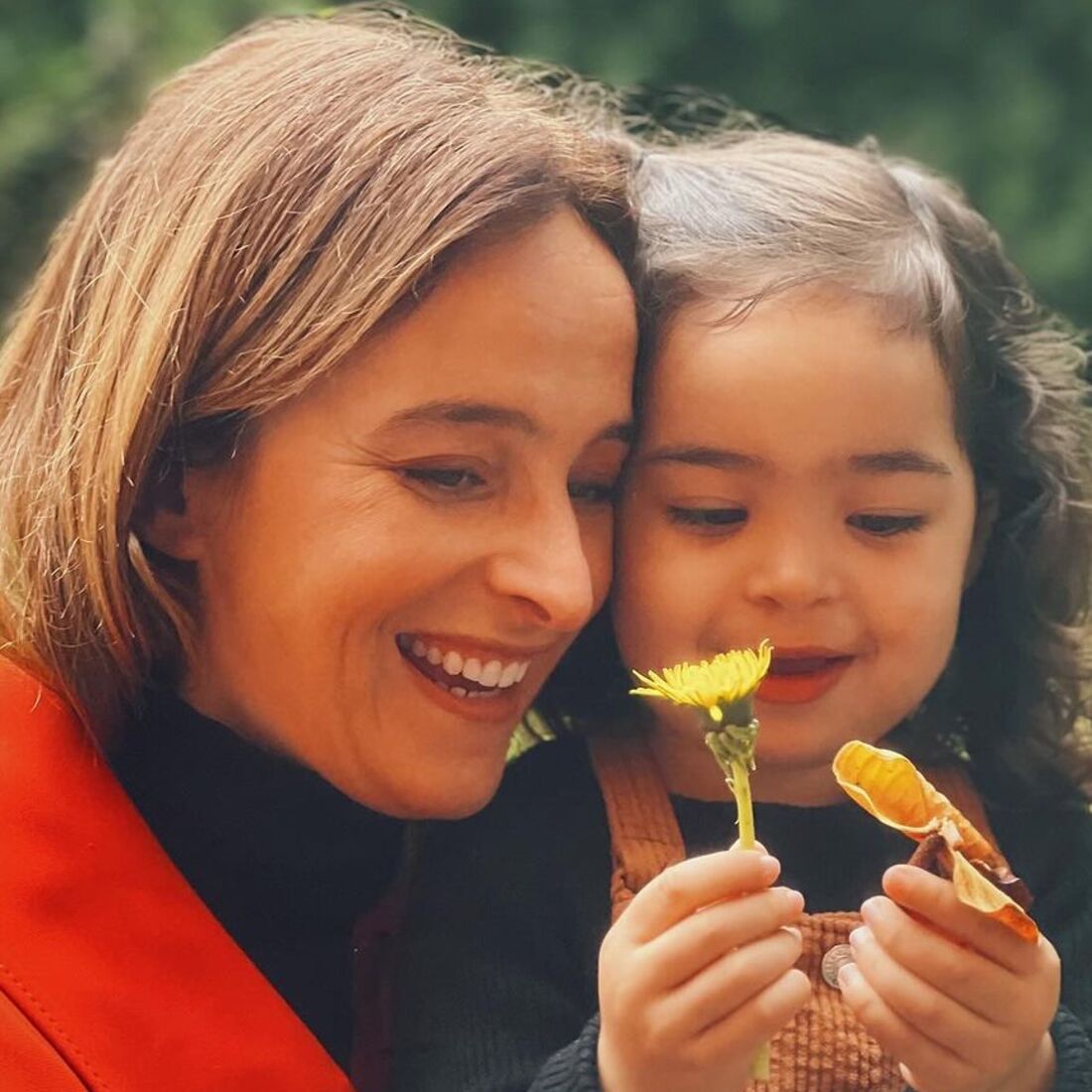 Sara Prata e a filha Amélia
