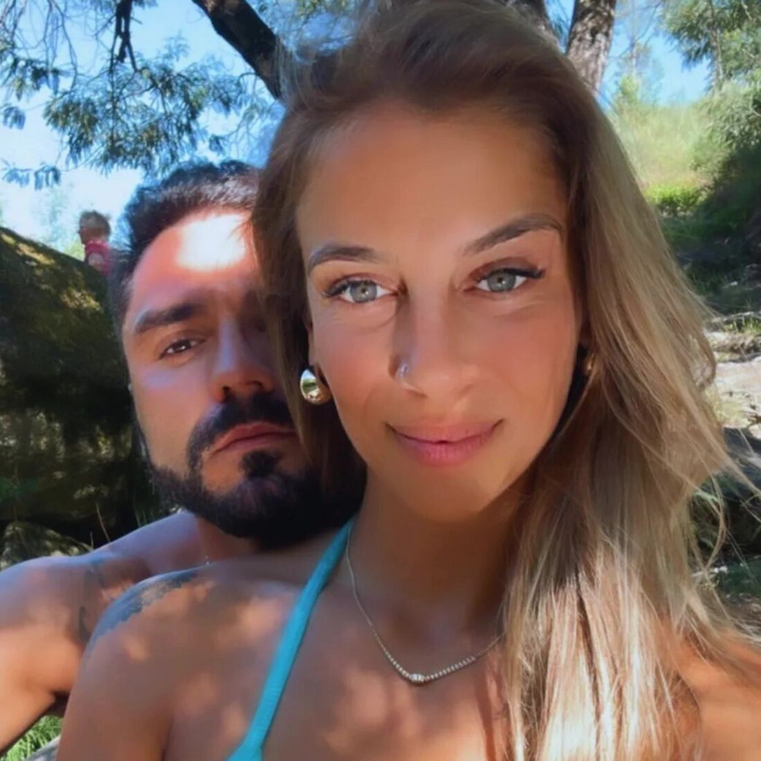 Leandro, Carolina Carvalho