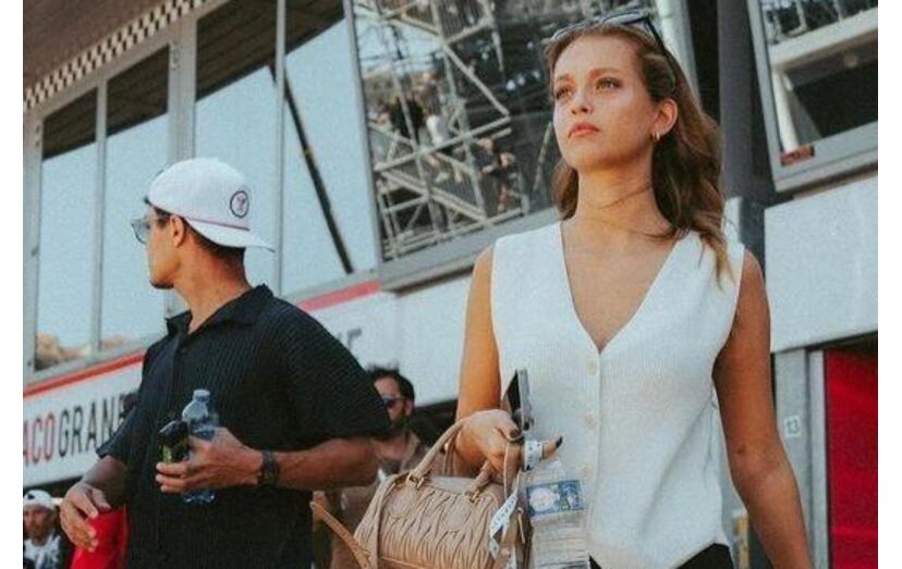 Ups! Margarida Corceiro apanhada em momento 'caliente' com Lando Norris -  Vídeos - TVGUIA