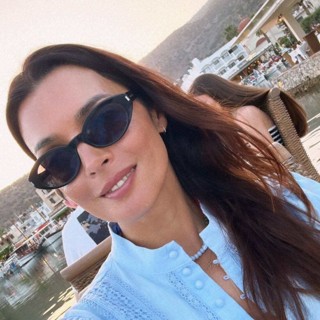 Maria Cerqueira Gomes, Grécia