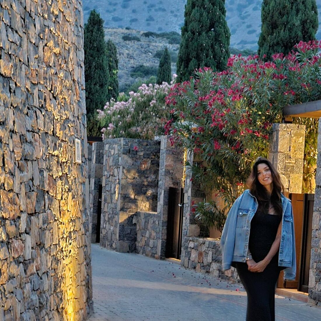 Maria Cerqueira Gomes, Grécia