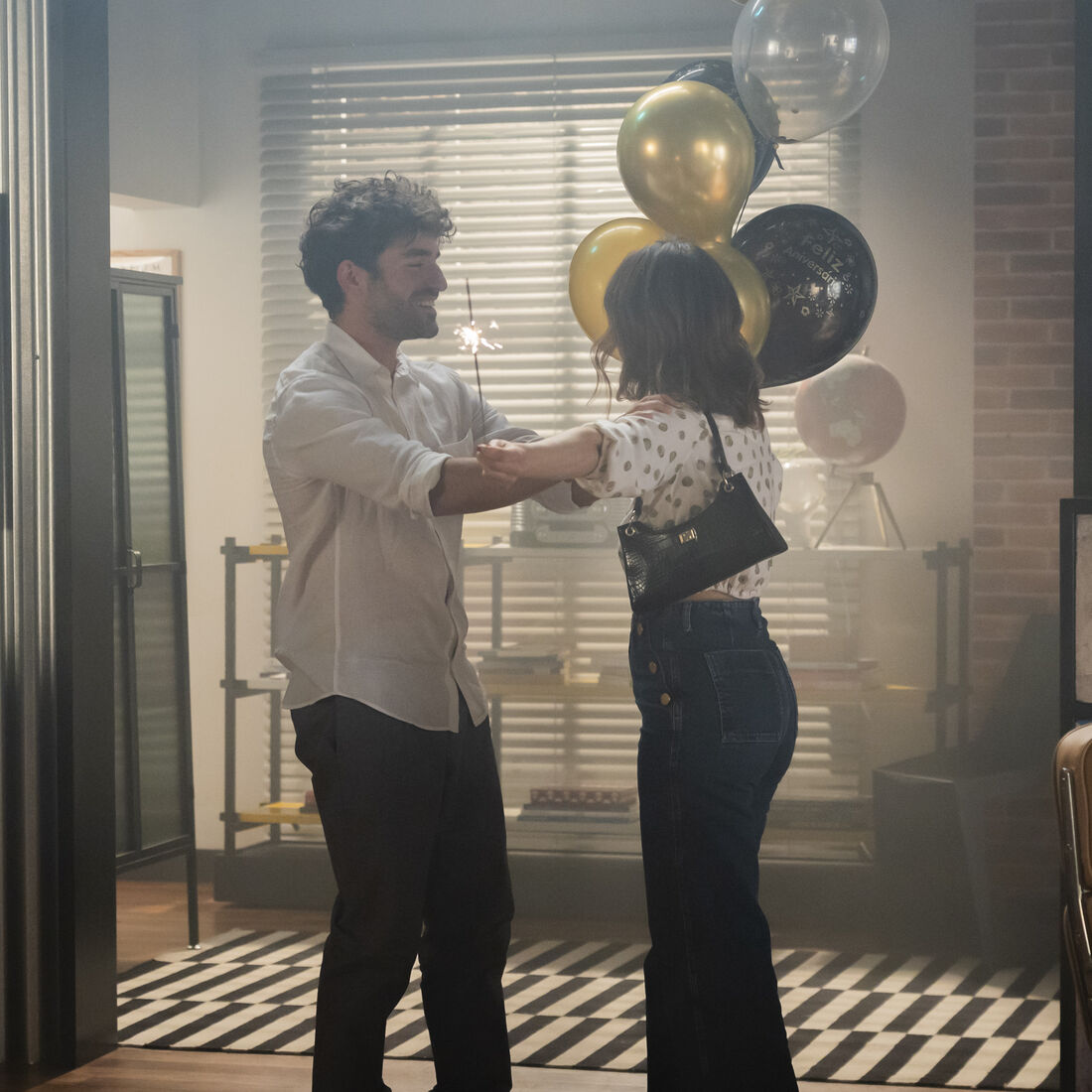 'Cacau': Tiago e Sal envolvem-se