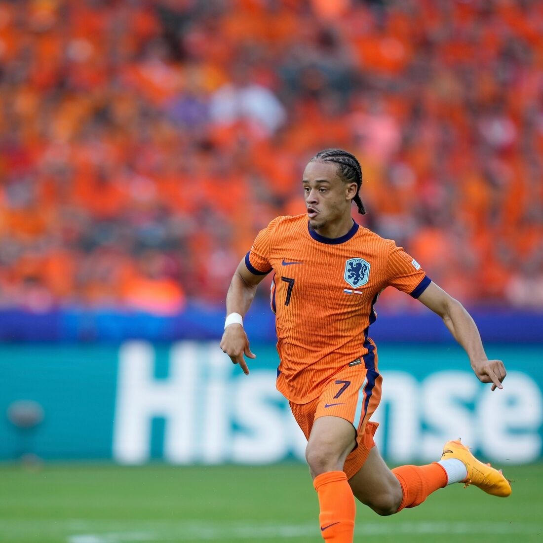 Xavi Simons, Países Baixos