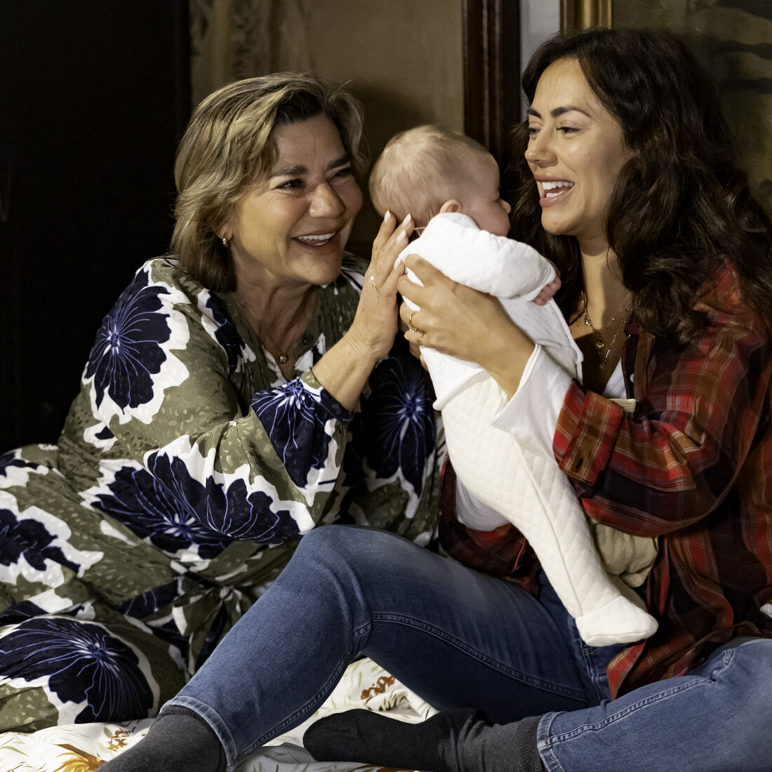 'Senhora do Mar': Joana e Madalena