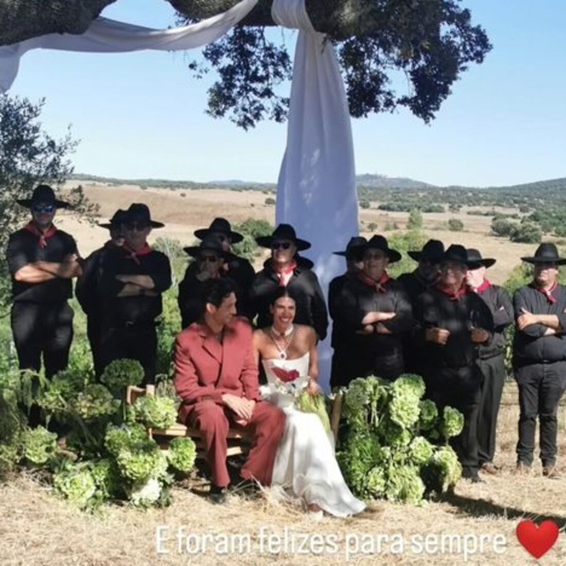 Isabela Valadeiro, Carlos Ferra