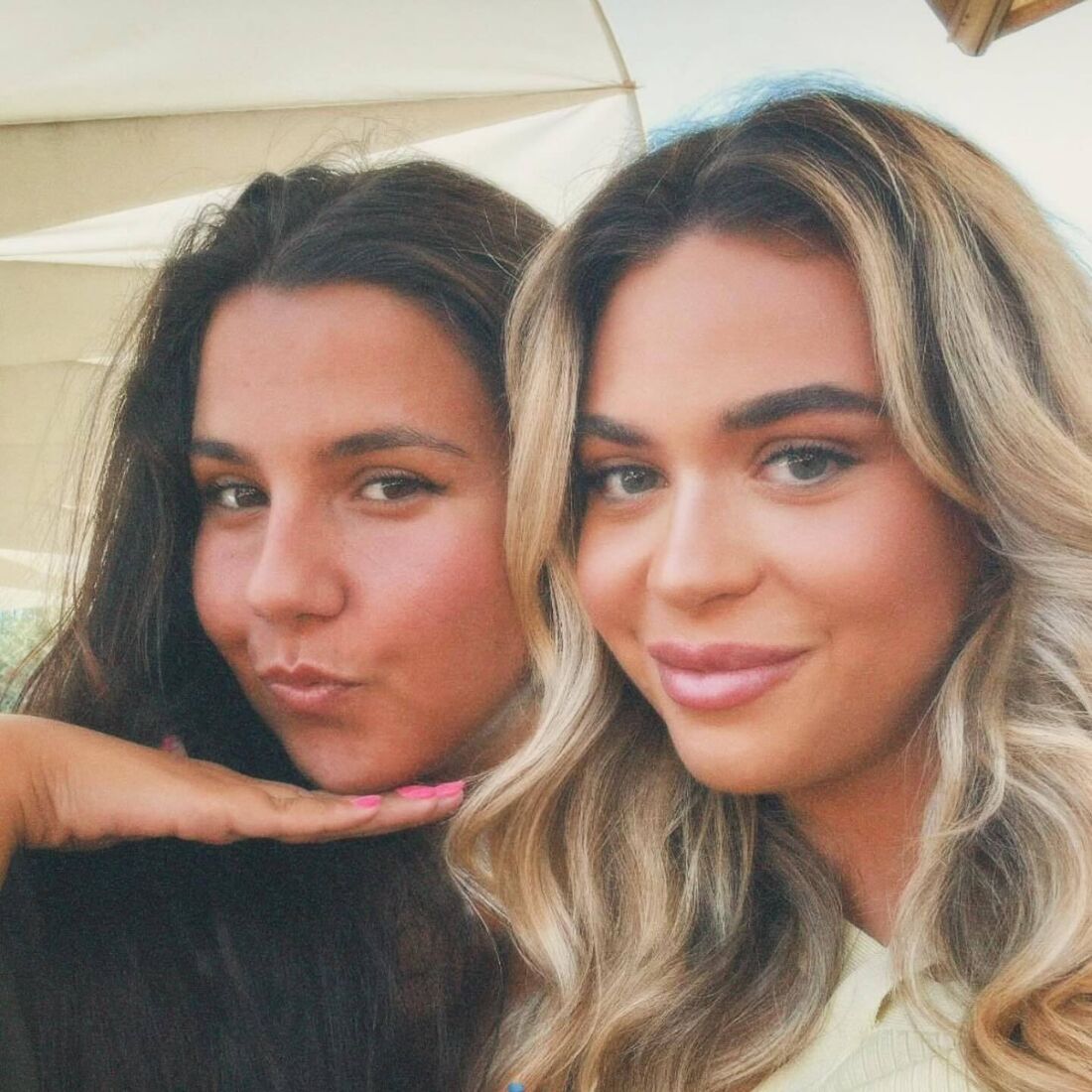 Inês Morais, Carolina Nunes